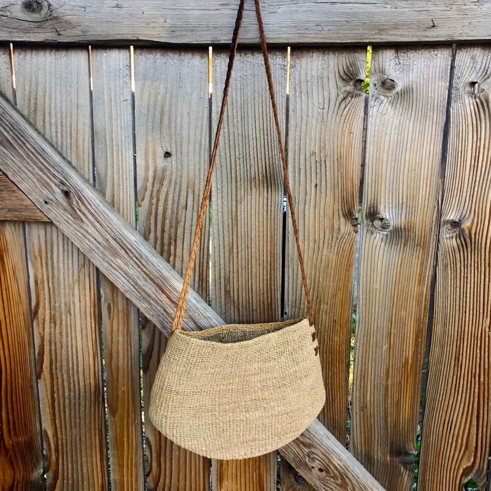 Vintage sisal bag